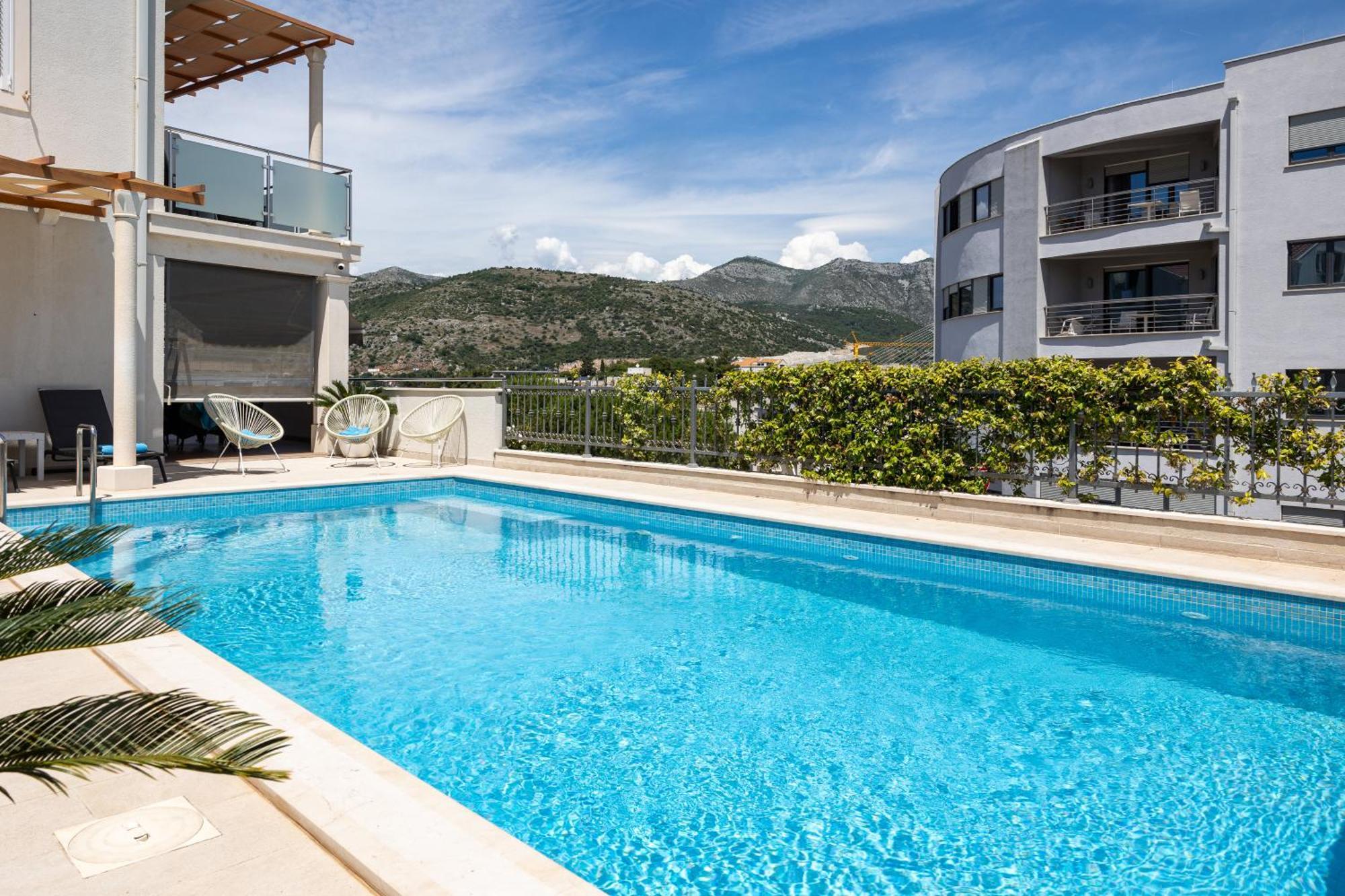 Apartments Sandra Solitudo II Ragusa Esterno foto
