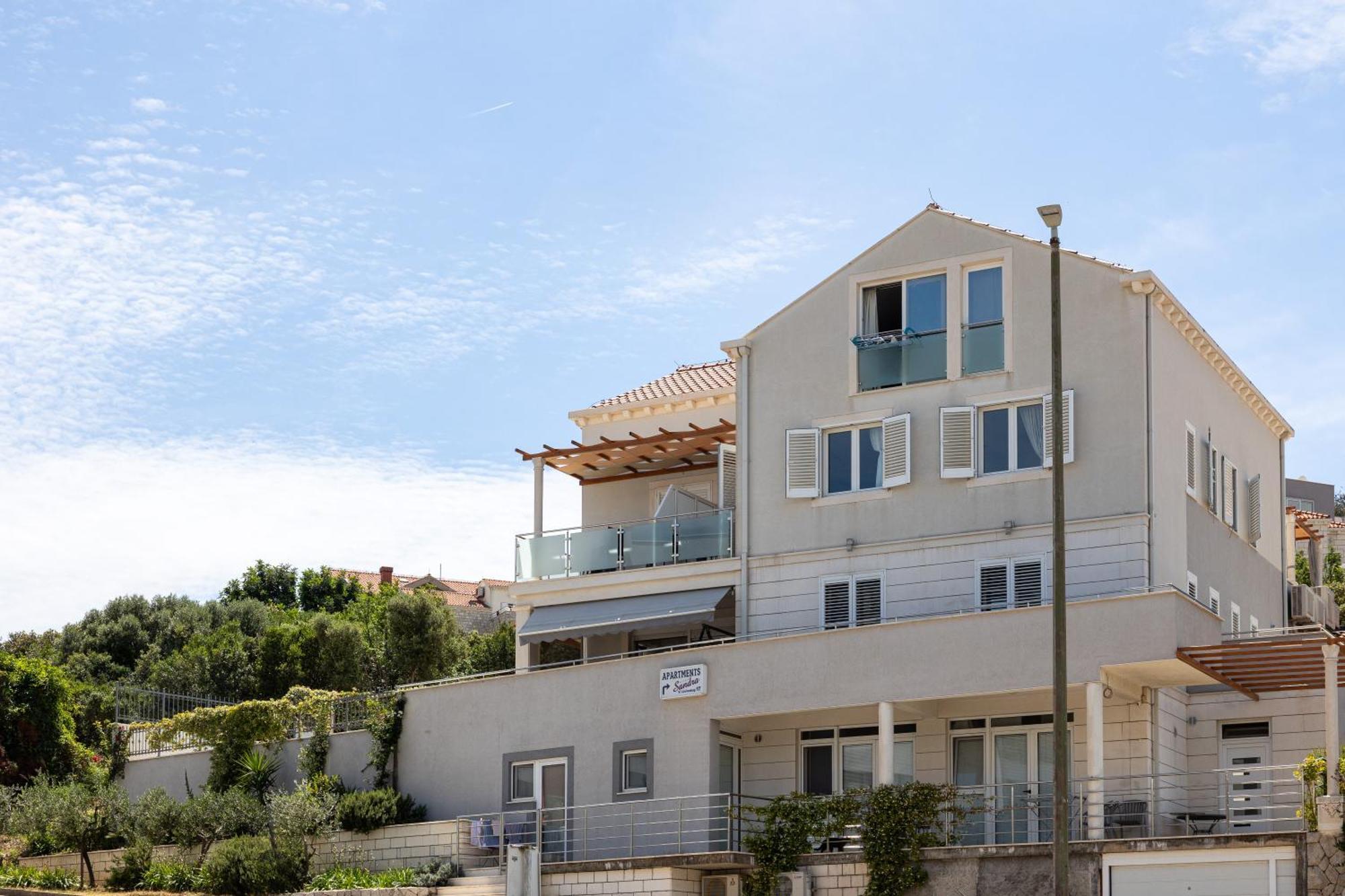 Apartments Sandra Solitudo II Ragusa Esterno foto